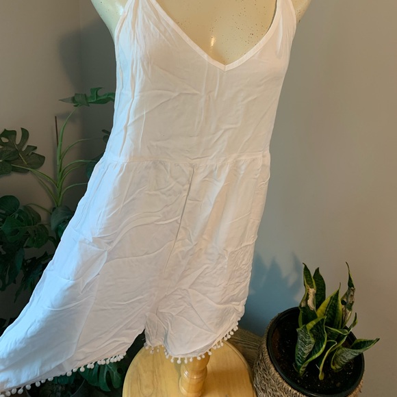Boho White Romper with tassels - Picture 4 of 7